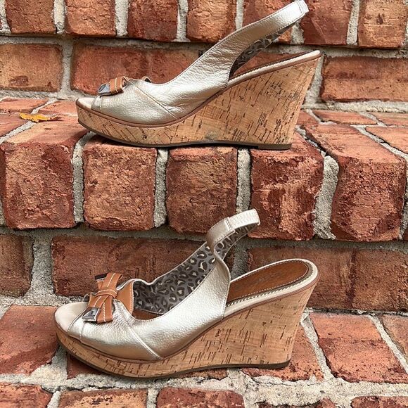 Sperry Wedge Sandals 7.5  - Picture 2 of 8